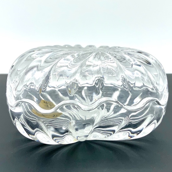 Trinket Box HEART Shape Crystal 24% Lead Jewelry Dish W/ Lid vintage 3.5”x3”x2” - Picture 7 of 9